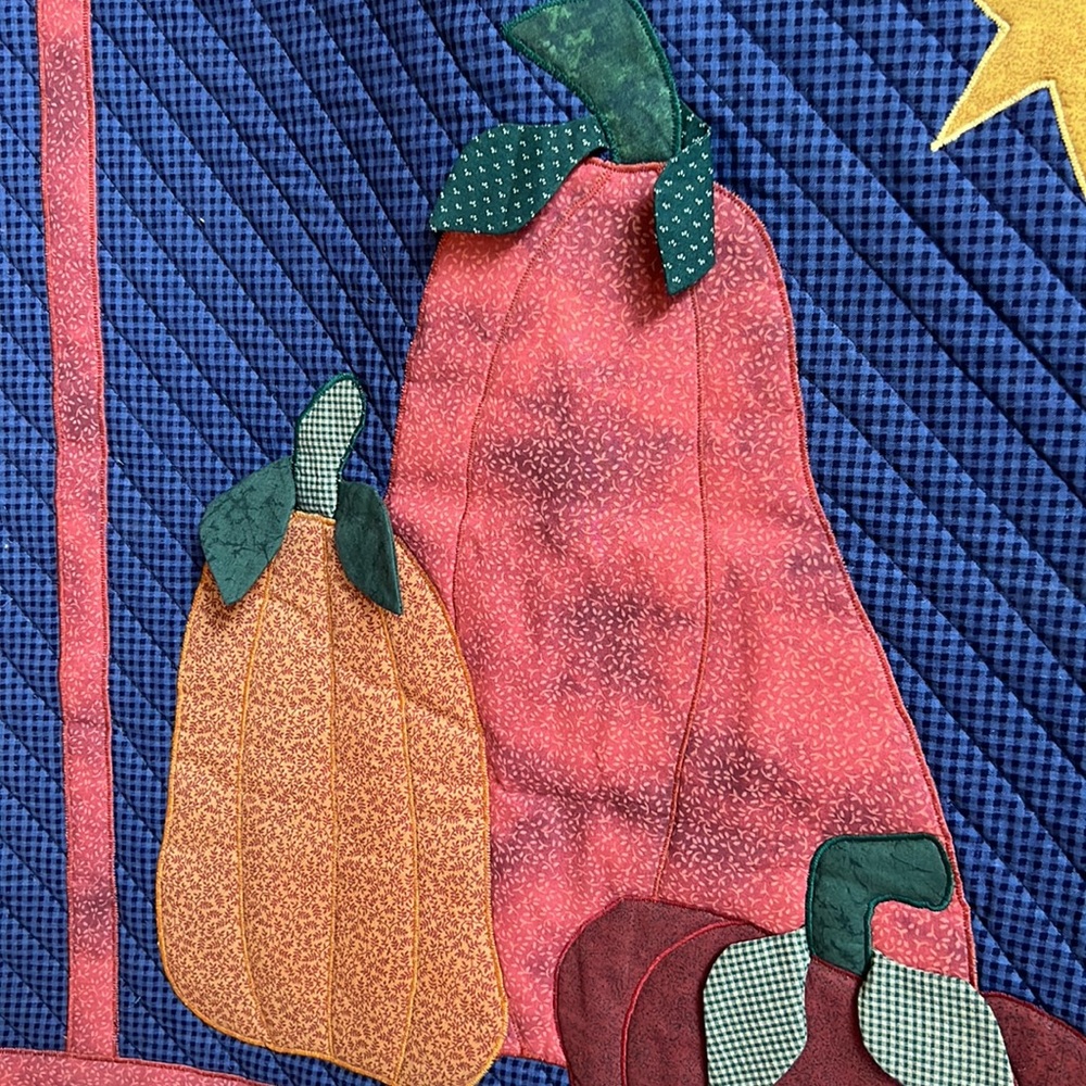 Halloween handmade quilted Large Pumpkin wall art quilted wall decoration - Picture 2 of 5